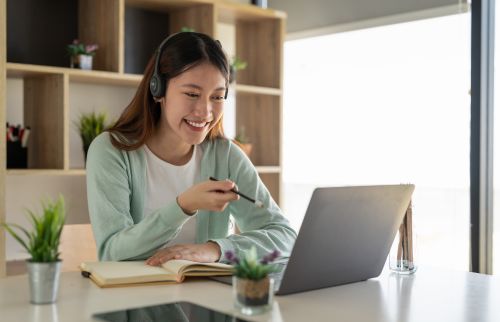 Zo kun je de training volgen